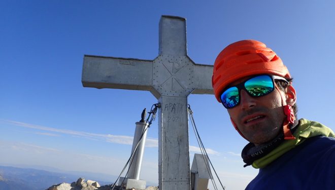 Jonatan García escala los 51 tresmiles del macizo Maladeta-Aneto en 34 horas desde Benasque. Una aventura de 67 kilómetros de distancia y 6.129 metros de desnivel positivo que llevó a cabo entre los días 27 y 28 de agosto: desnivel.com/alpinismo/jona…