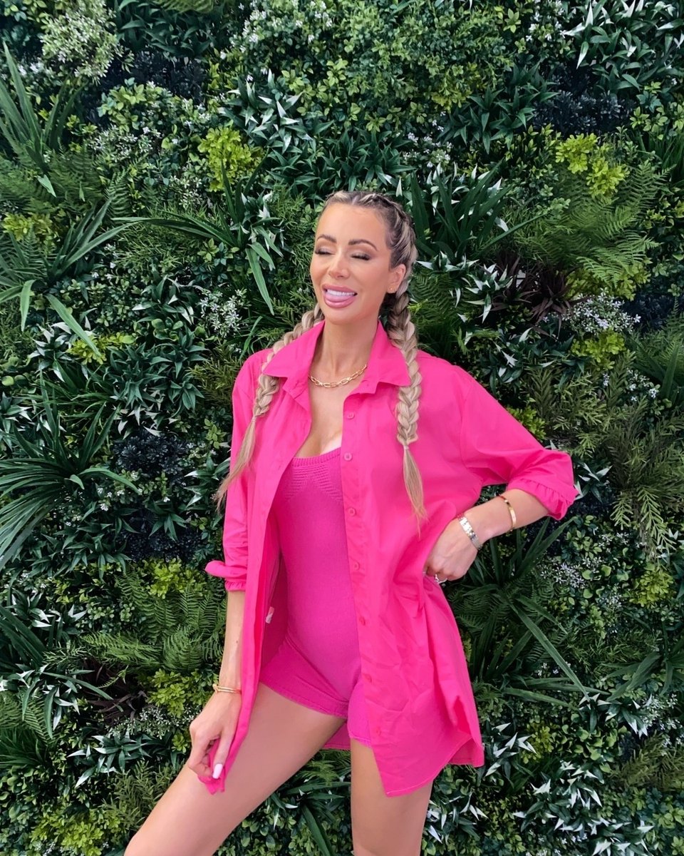 🚨RETWEET TO WIN🚨

We are so here for this all pink vibe 💗 👌 

Ends midnight tonight. Winner must be following <a href="/isawitfirst/">ISAWITFIRST</a>. Winner contacted by DM and will be given a £50 voucher to spend on site.

📷 oliviajade_attwood