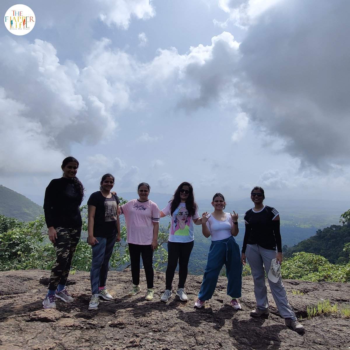 flapperlife's tweet photo. #Trek to Kaldurg was all love, adventure and fighting your fears !
We can't wait to go on another adventure together with our lovely Flappers near #Mumbai
To know more : https://t.co/HzAIrBh7OJ
#FlapperFriday #womenonthego #thingstodoinmumbai @maha_tourism https://t.co/xeL92AoGGB