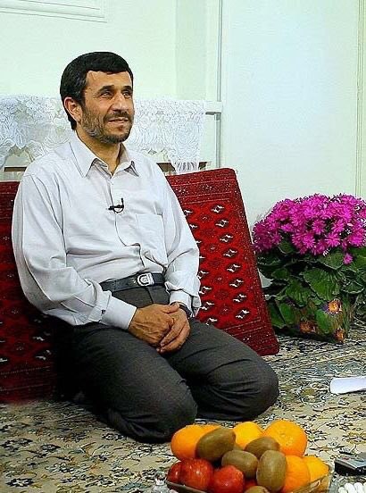 RohoollaDashti's tweet photo. ● غریب گیر آوردنت ..

#احمدي_نژاد 
#ظلم_بزرگ
#رد_صلاحیت
#انتخابات۱۴۰۰
#احمدینژادیم https://t.co/5fVLWw4e4r