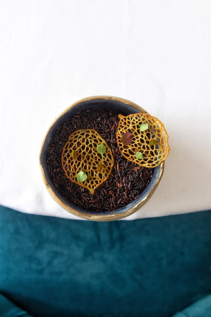 Lux Restaurant Guide tweet media