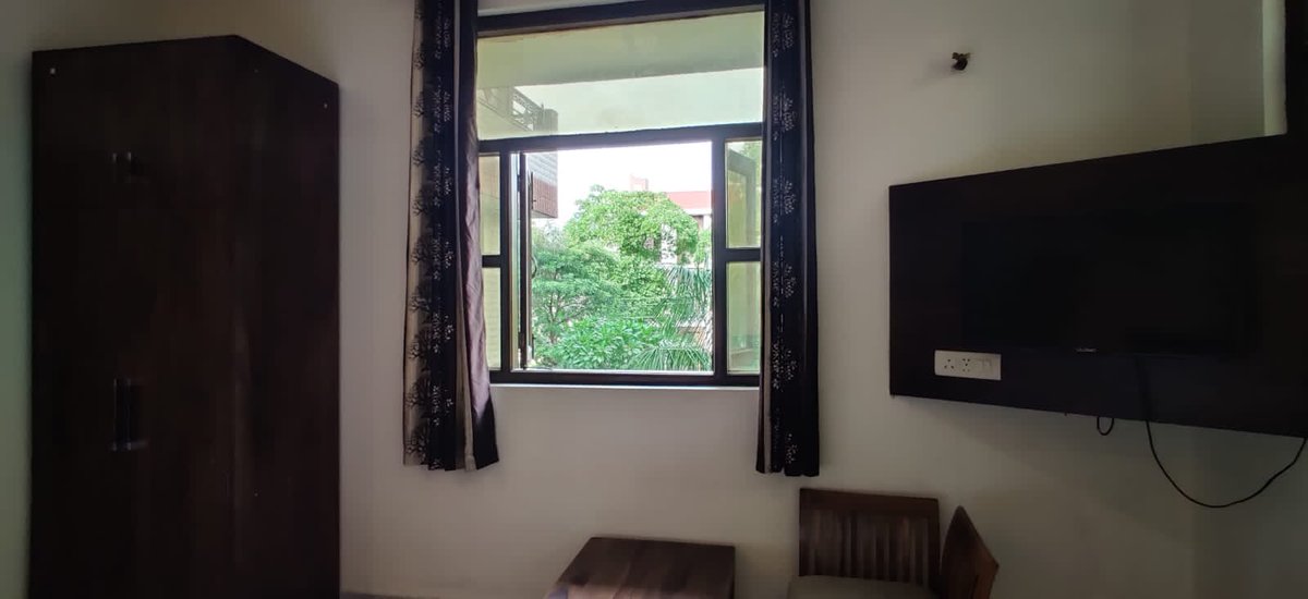 OtoStays's tweet photo. Oto Stays totally luxury open space of living 😊happy to live just like home 😊

More info call now 9971657402 https://t.co/NLmvnzKUhH