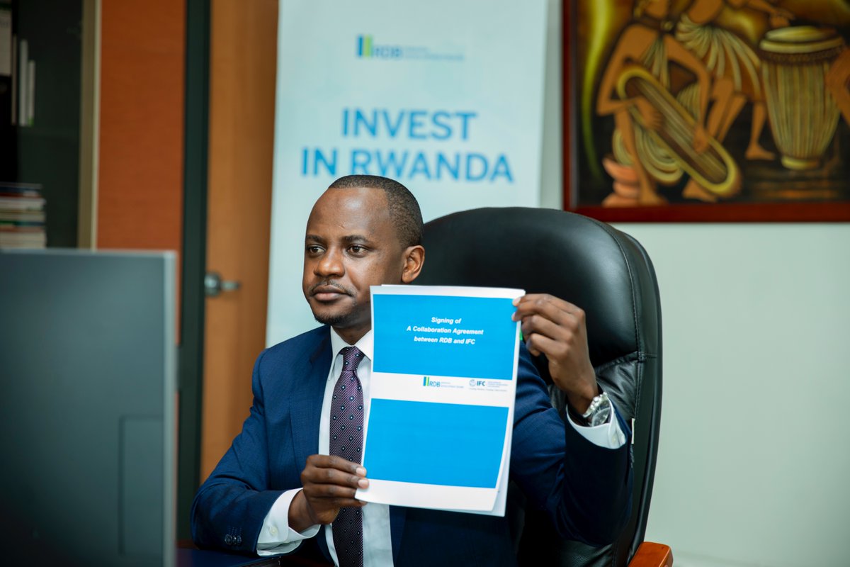 RDBrwanda's tweet image. The @IFC_org and @RwandaGov today signed a collaboration agreement to develop vaccine manufacturing capacity in Rwanda and contribute to expanding vaccine production in Africa. 

More rdb.rw/ifc-government…

#InvestInRwanda