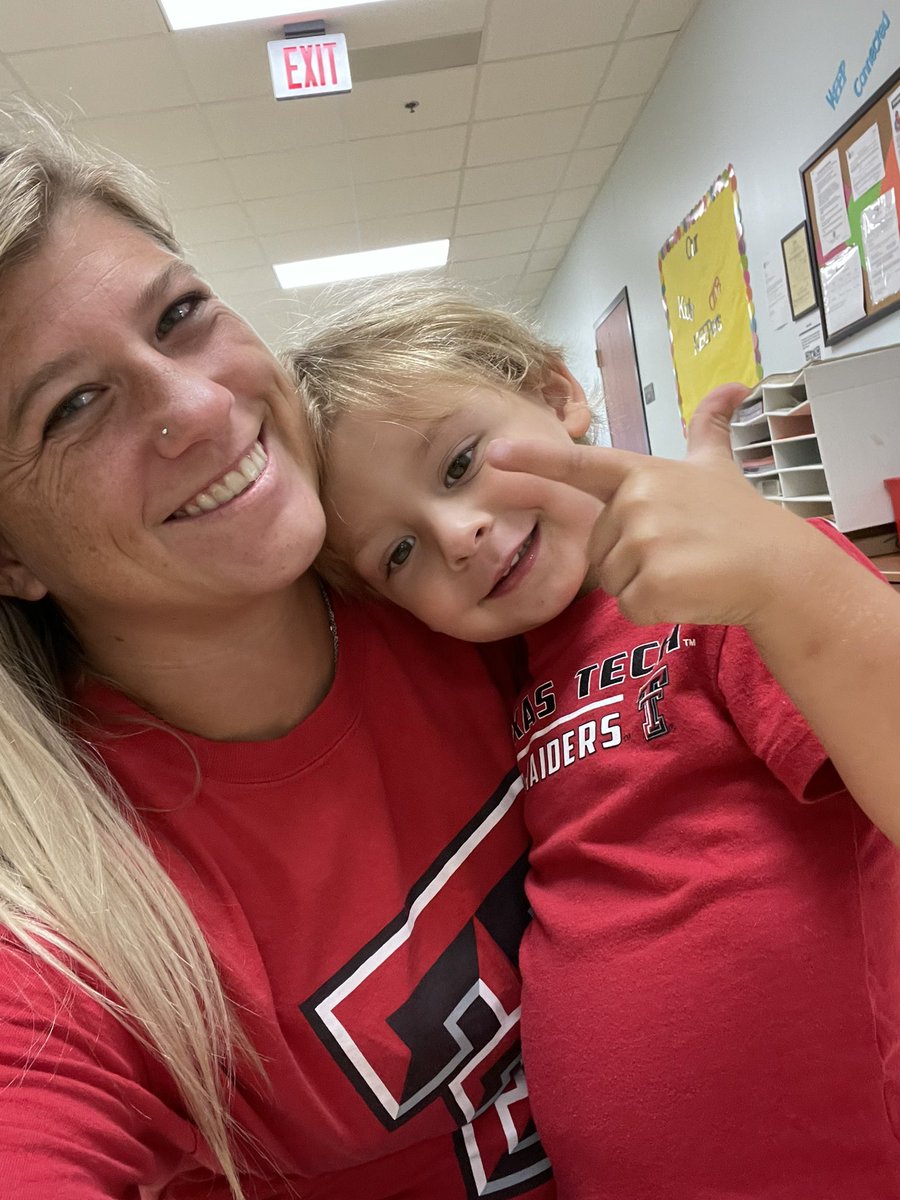 CoachMayAledo's tweet photo. It’s College Colors Day! Love my babies in Red and so happy to see one of my high school besties at drop off and get a picture together @SmileyWeik ❤️🖤🤍 

@KellerISD 
 #CollegeColorsDay #WreckEm #GunsUp #RedRaider https://t.co/B5rxToPFeb