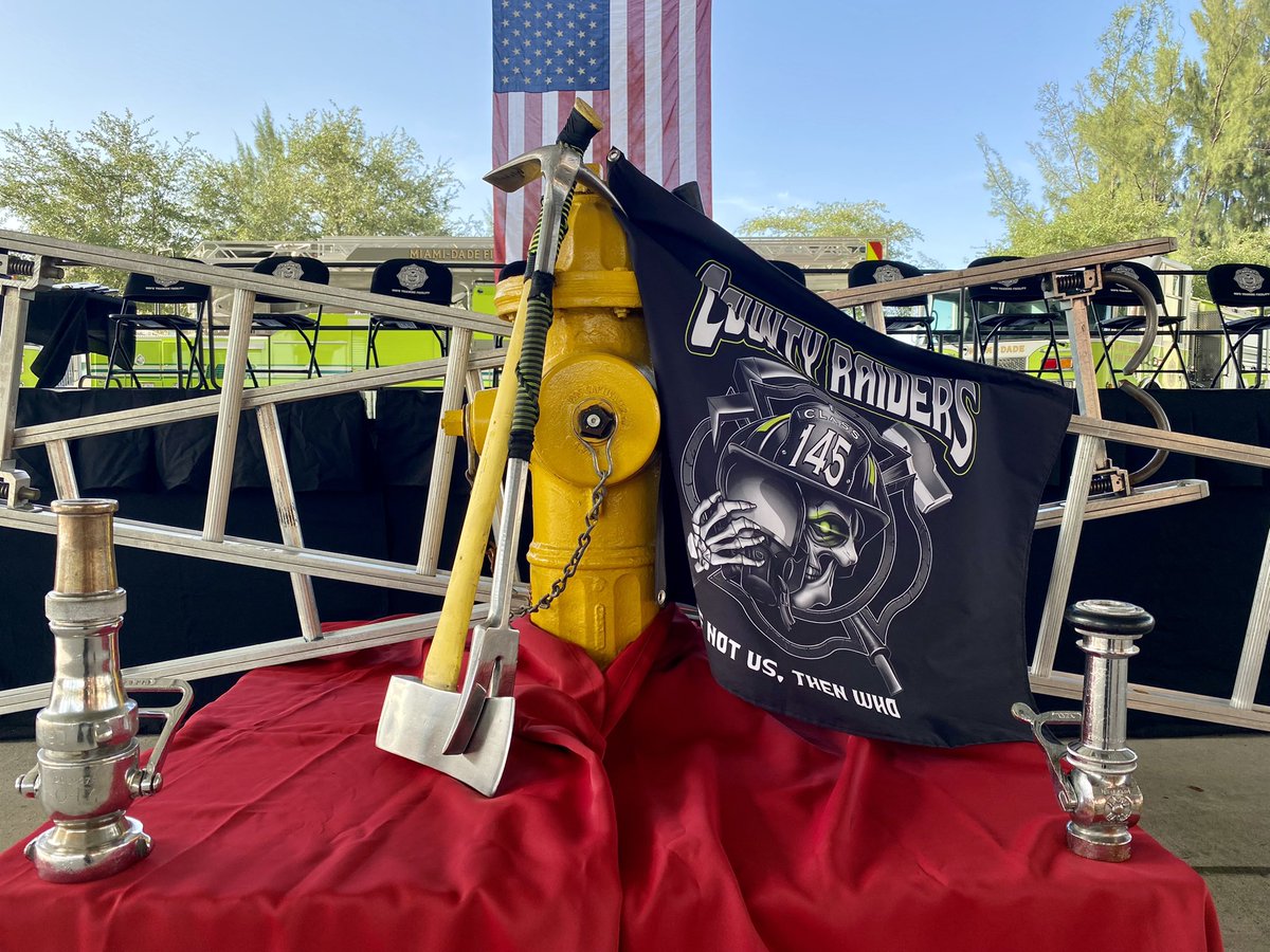 MiamiDadeFire's tweet photo. Today at 10 a.m., we welcome 18 new members of the #MDFR family.
Watch the #MDFRClass145 graduation ceremony LIVE on Twitter and at https://t.co/fqGamn1mvr. https://t.co/PEBOqRFaHf