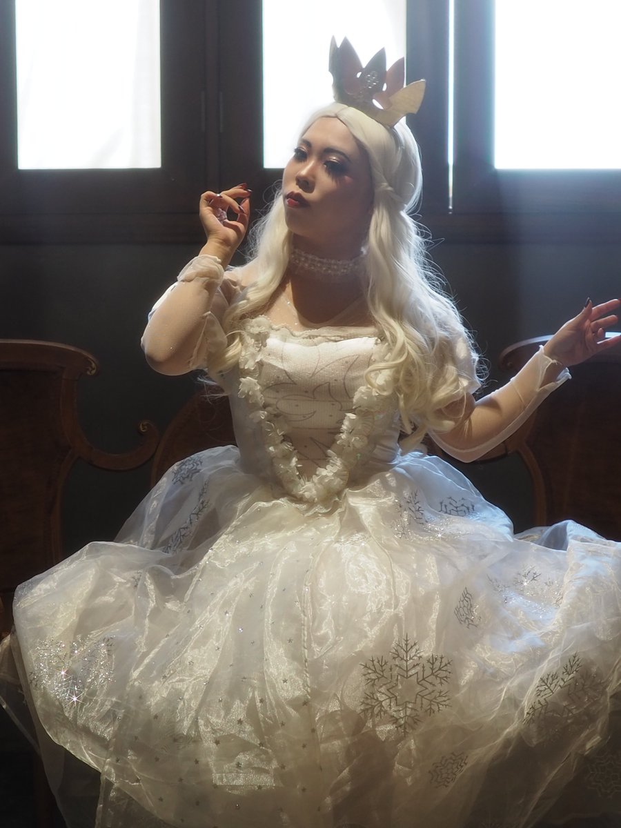 Twoucan - 白の女王 の注目ツイート（コスプレ）