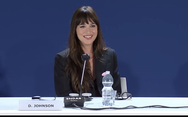 sixthirtycloud's tweet photo. dakota johnson, that’s it that’s the tweet https://t.co/diCR8dK578