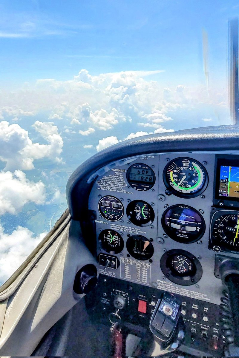 I hope this view never gets old... what are your flying plans this weekend? #pilotviews