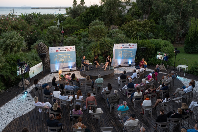 Due ricordi di <a href="/CIRCEOPARKHOTEL/">CIRCEO PARK HOTEL</a> 
#incontriallimbrunire
#BiancaneveNelNovecento