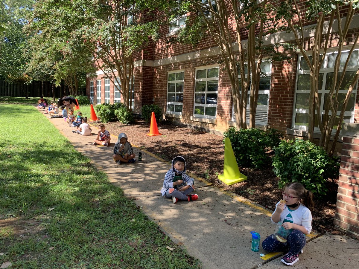 Thursday was a lovely day to enjoy snack outside!