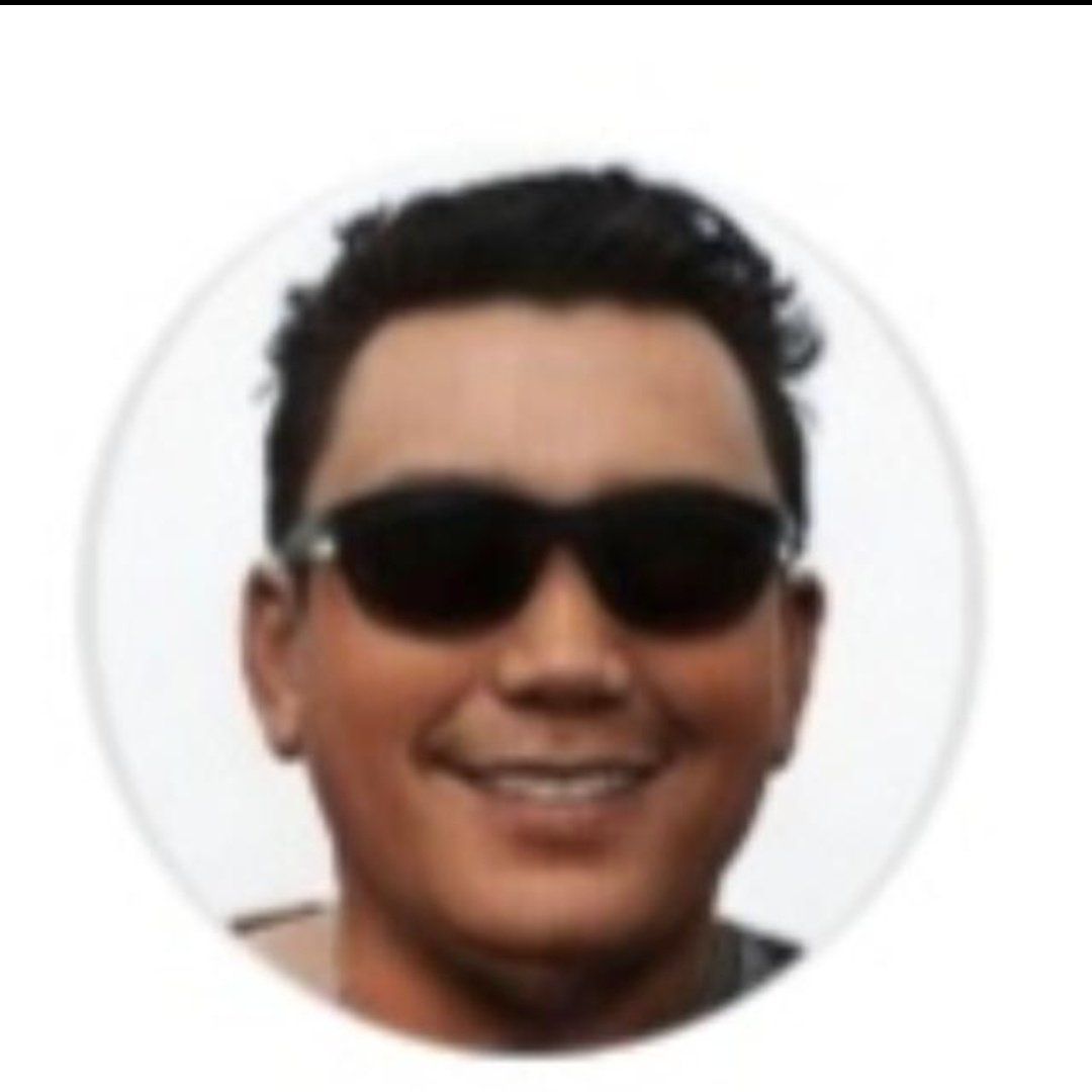410Yb's tweet photo. #NewProfilePic https://t.co/3yN4sk5U2w