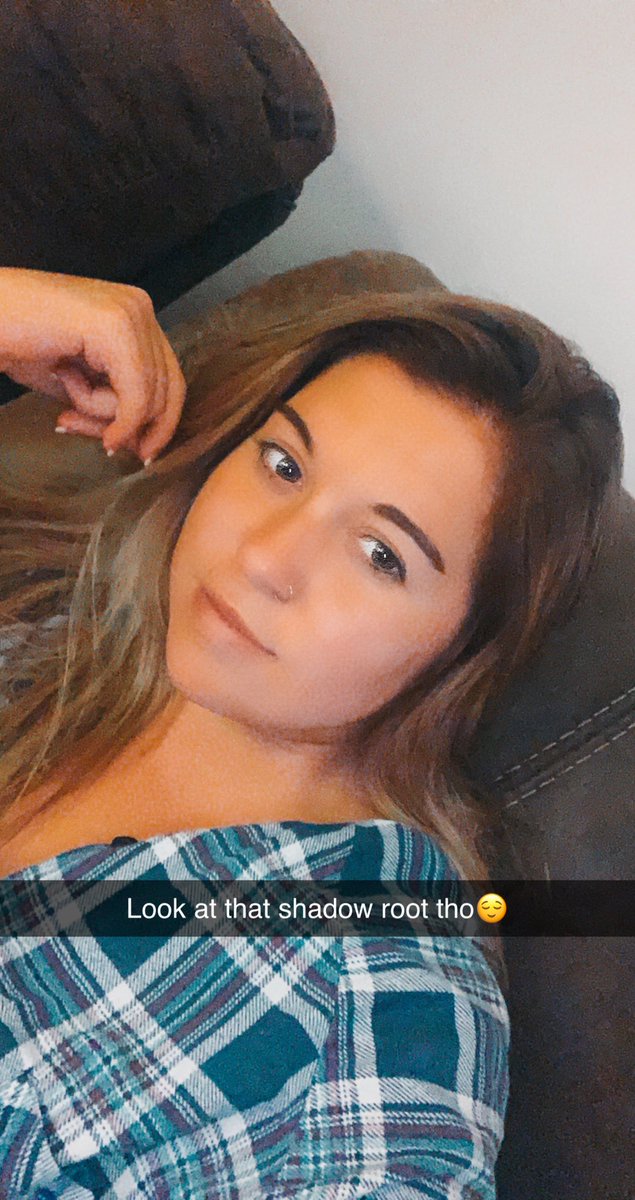 ttttaymo's tweet image. Dark roots #shadowroot