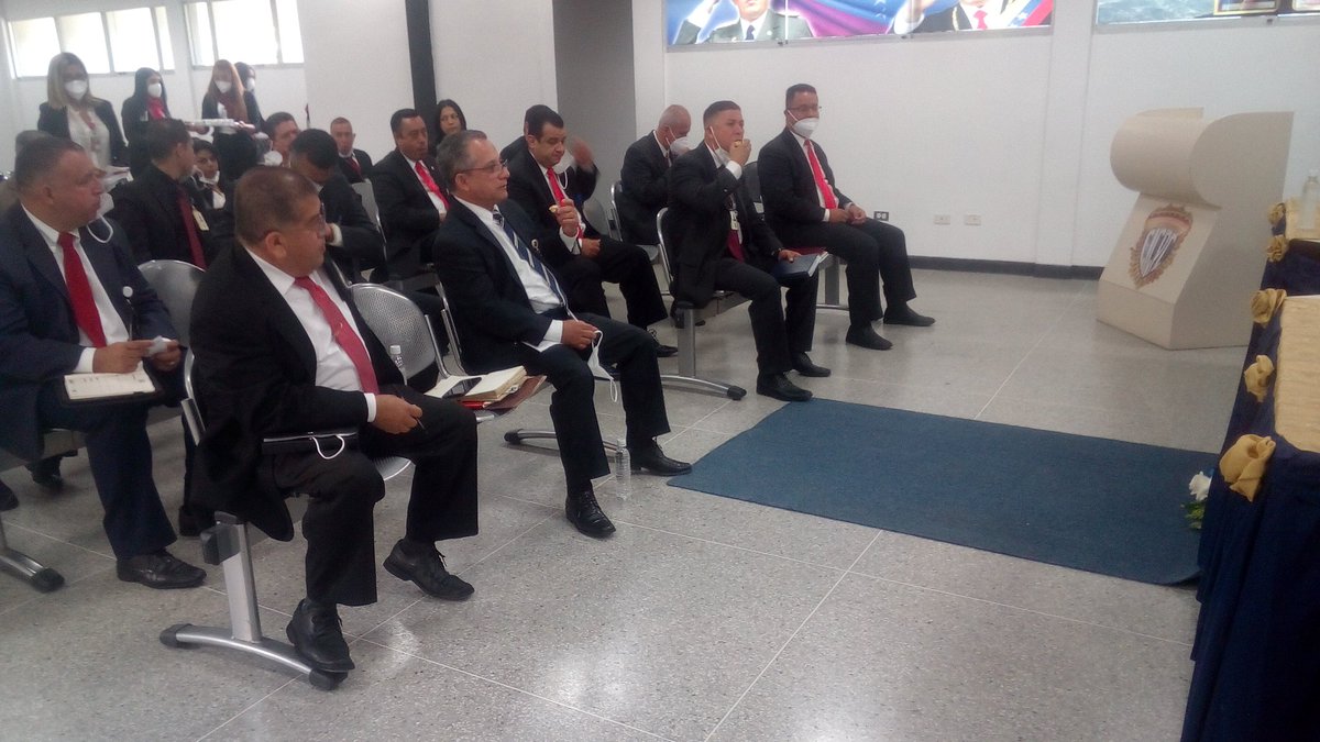 1/2 REDIP LOS ANDES/ DELEGACIÓN ESTADAL MÉRIDA. El día de hoy 02 de septiembre de 2021, se llevó a cabo  reunión presidida por el Comisario Darwin Linares Director del REDIP LOS ANDES, con los Gerentes de las Oficinas de las Delegaciones Estadales Mérida,Trujillo y .