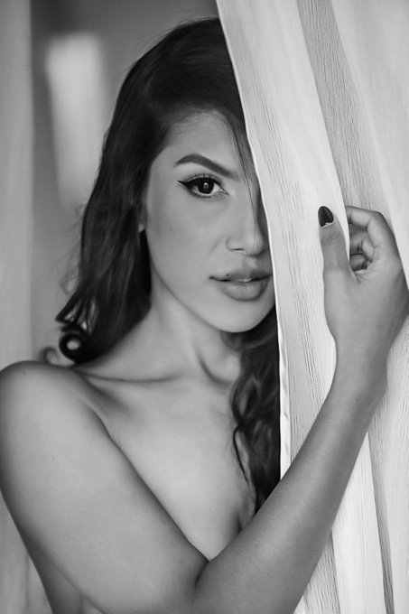 Te espero en mi onlyfans para que disfrutes de mi contenido er&oacute;tico sin censura https://t.co/6wX0w7GAIB