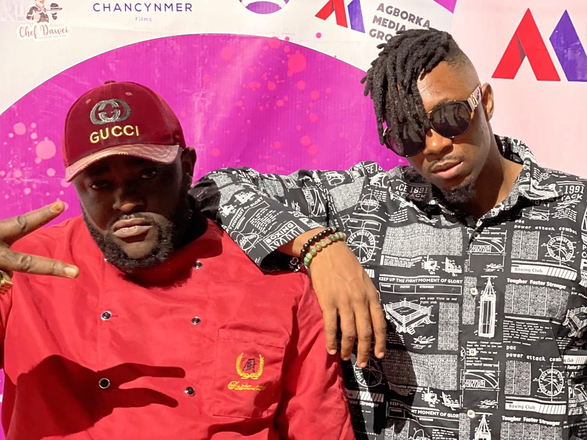 theHOTJEM's tweet photo. Congrats to #ChefDawei on the launching of his new show called ‘Dinner With Chef Dawei’ in #Bonamoussadi, #Douala on 8/29/21. Artists such as @stanleyenow @askiaofficial @qillaofficial &amp; bloggers attended the launching &amp; got to taste some of his cooking handwork. #THEHOTJEM https://t.co/O5f6zxxVye