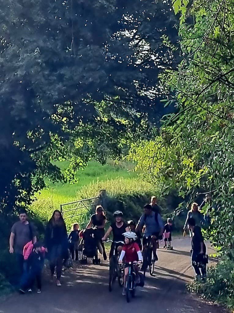 SwainswickPrim1's tweet photo. Lovely to walk, cycle, scoot and hop with all the children and their families to school this morning. https://t.co/yOJnuAq1Ov