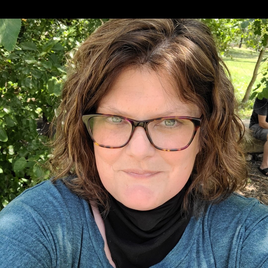 ESRoom121's tweet photo. #NewProfilePic https://t.co/AUYXsuOXNy