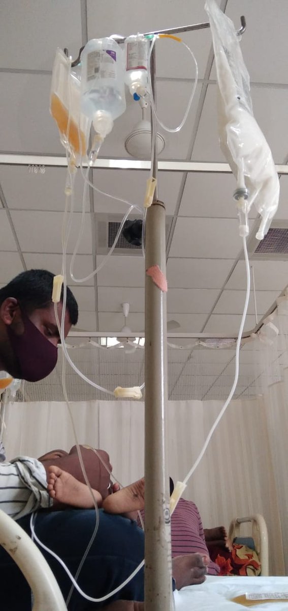 PRASHAN91927072's tweet photo. Requested @PMOIndia sir,
Support My Little Nephew To Fight Blood Cancer
My  Nephew Baby Of Ravi who is suffering from Blood Cancer and Sickle Cell Anemia and Now he is treated with chemotherapy in MNJ cancer hospital, Hyderabad, Telangana,please save our child https://t.co/M7HizgnzdP