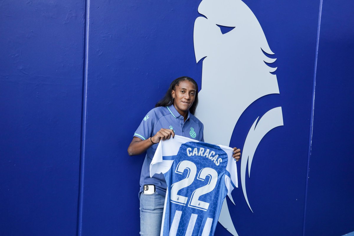 2⃣2⃣ CARACAS 🇨🇴🇨🇴

¡Bienvenida, Daniela!🤍💙

#RCDEFem