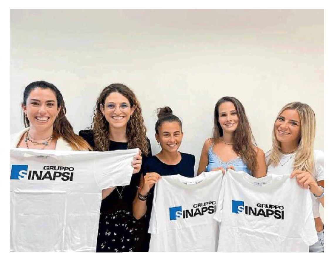 GruppoSinapsi's tweet photo. In @GruppoSinapsi crediamo che allenare il corpo sia funzionale a mantenere la mente attiva e attribuiamo da sempre un grande #valore al gioco di #squadra 🙌
Per questo motivo, anche quest'anno, continua il nostro impegno a sostegno di #USRubiereseVolley! 🏐🏆 https://t.co/gSVyoe9jpt