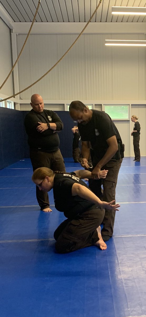 MSHP_CVE's tweet photo. CVO training at our premier MSHP academy. We teach our trainees how to be leaders and to be the best of the best during their stay. #mshpacademy #integrity #professionism #Recruiting #savemolives #friday https://t.co/Tg18bImn1W