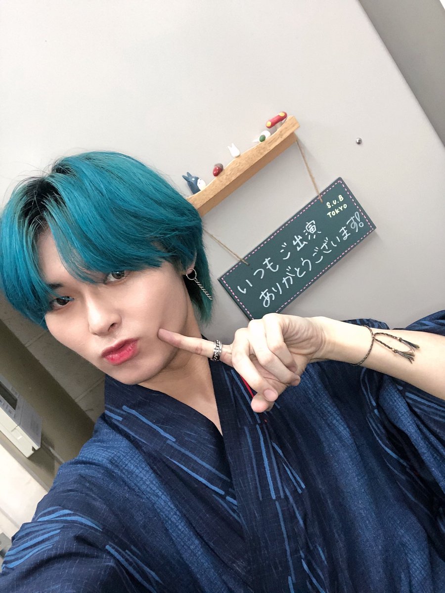togoyoshiki0606's tweet photo. 自分にとってはひっっっさびさのライブ、来てくださった方ありがとうございました!
今日自分、珍しく少しだけ緊張してました😳(ステージ上がったらなくなりましたw)
物販のみですが、また浴衣も着れたのでめちゃくちゃ嬉しかったです!
次は日曜日!🙌🏻
#ChainG
#チェインジ
#投稿良樹 https://t.co/70O0ey4RtV