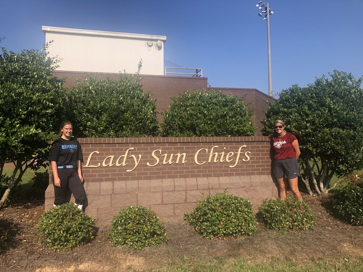 oliviatubbs31's tweet photo. Blessed to announce that I have decided to further my academic and softball career at Coastal Alabama. I couldn’t have done it without my amazing coaches and teammates who always pushed me far beyond my limits! I am excited for this next chapter in my life, Go Sun Chiefs! https://t.co/ttTlMlzppH
