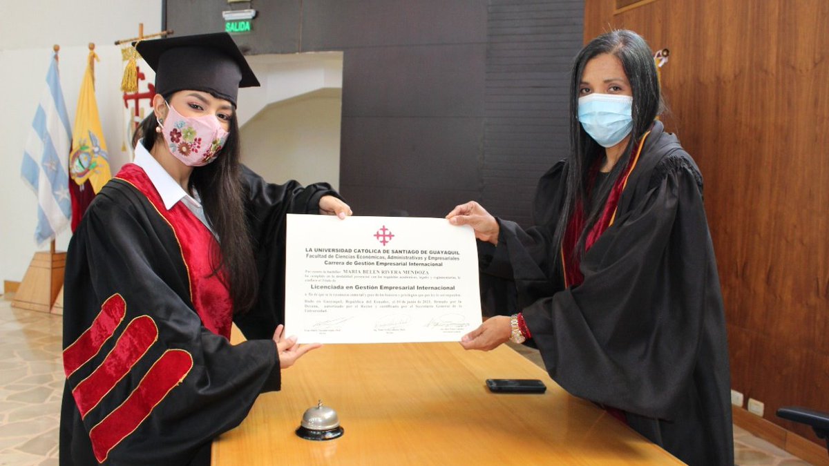 ucatolicagye's tweet photo. #๐๐ญ๐๐๐ก๐๐ฃ๐๐๐๐ผ๐๐๐รฉ๐ข๐๐๐ ๐๏ธ
๐Felicidades a la Lcda. Marรญa Belรฉn Rivera Mendoza
mejor #GraduadaUCSG de la carrera de Gestiรณn Empresarial Internacional. ๐ฉโ๐๐ https://t.co/5cWqu6BRTs