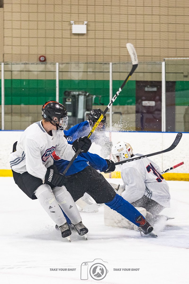 TakeYourShotMI's tweet photo. 📸 highlights from the @TPHDetroit Michigan Hockey Advancement Top 80 Showcase. #HighSchoolHockey https://t.co/A86DlMRXog