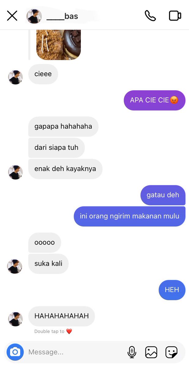 ela tweet media
