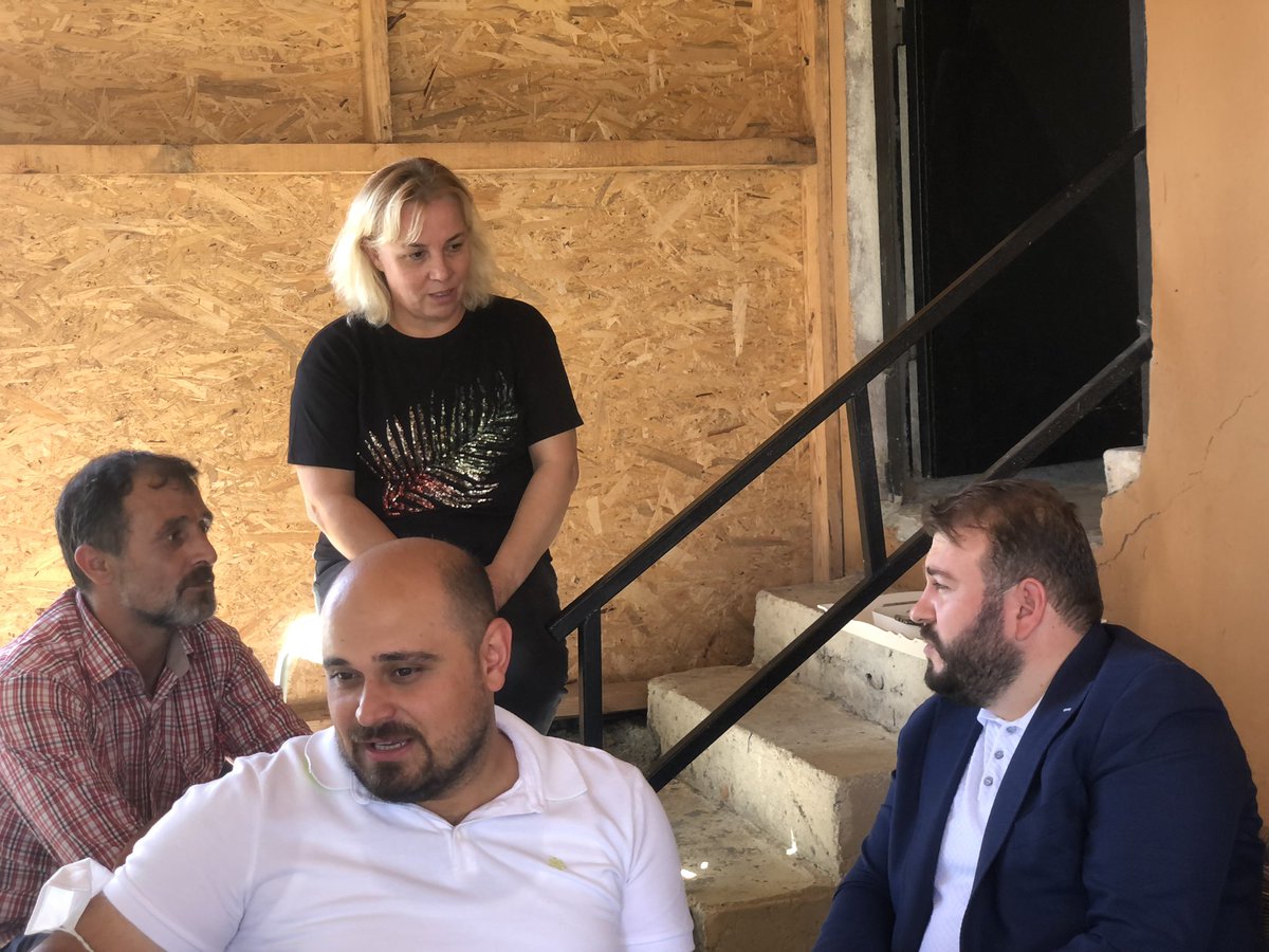 mcandaroglutr's tweet photo. Deliklikaya mahallemizde Selahattin  Karateke ve Mediha Karateke büyüklerimizi ziyaret ettik.

Kadirşinas ev sahipliği için kadın kolları yönetim kurulu üyemiz Nigar Karateke ve eşi Hakan beye teşekkür ederim. https://t.co/6zqFVvXV7S