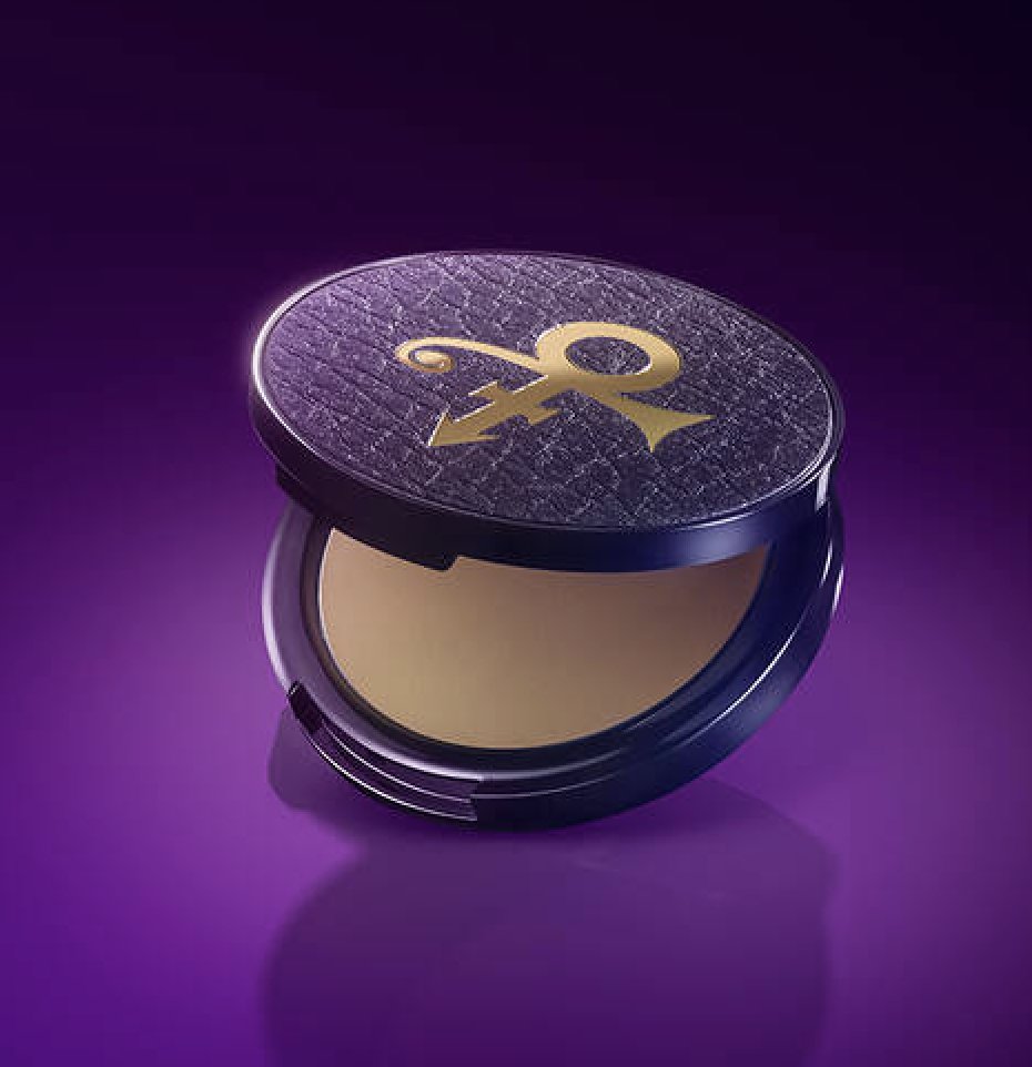 Excited to be giving away this limited edition Urban Decay x Prince All Nighter Waterproof Setting Powder on Twitter! To enter, follow @davelackie & RT (ends 17/09) #win This translucent and weightless powder instantly sets your makeup, blurs pores & blocks oil.