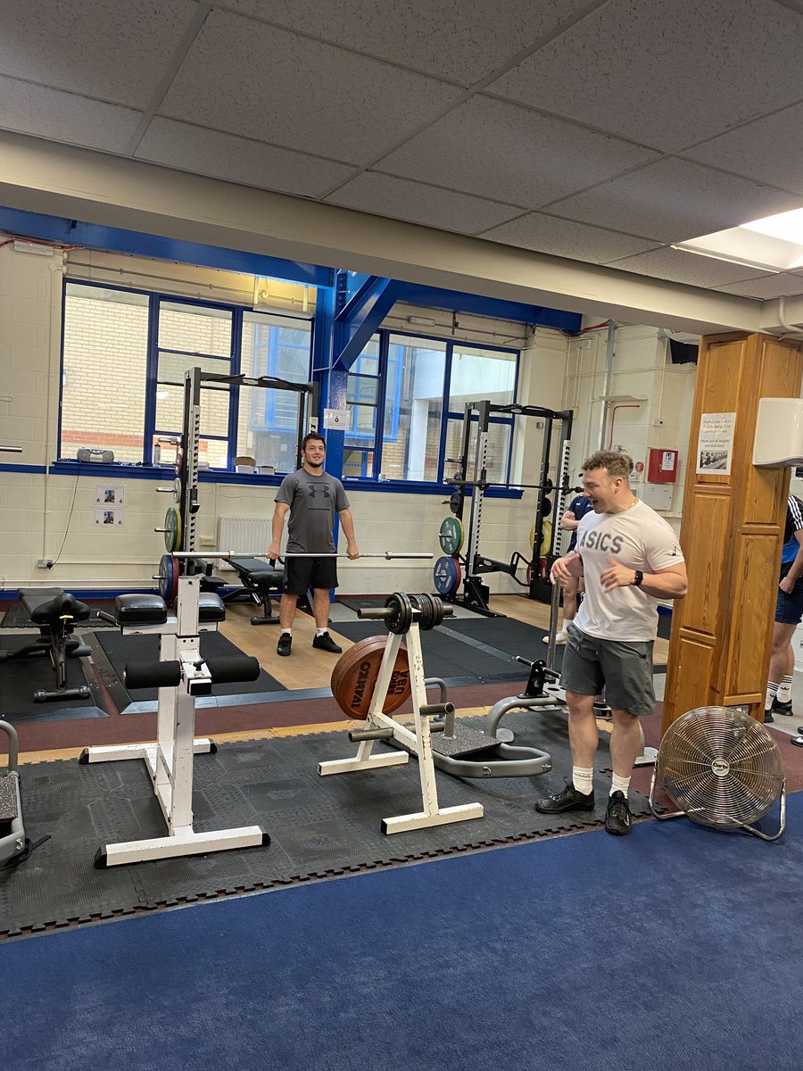 Great to have former pupil and now <a href="/academy_wales/">SAW Cymru</a> coach <a href="/Lewis_Dave1/">Lewis Davies</a> come into the Rugby Academy session this morning to show the boys some different Olympic lifts🏋🏽🏋🏽 
#seasonprep #gymtime 
<a href="/pembscolHaW/">Pembrokeshire College Health & Wellbeing</a> <a href="/WRU_Scarlets/">WRU/SCARLETS - UN CYMUNED</a>