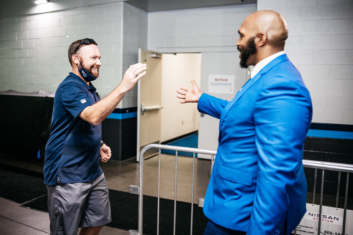 PRPuff's tweet photo. Great day celebrating a great Titan. @Jurrellc is one of my oldest son’s favorite players and one of my favorite players to work with. https://t.co/XeNxqFcDDu