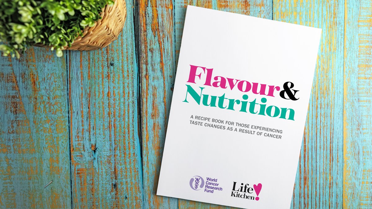 WCRF_UK's tweet photo. Did you know people living with cancer/having cancer treatment can experience taste changes?
During or after treatment many people experience side-effects such as taste changes, and this can lead to people not enjoying food or feeling as if they can only eat ‘bland’ food. (1/2) https://t.co/DgILCAd8KK