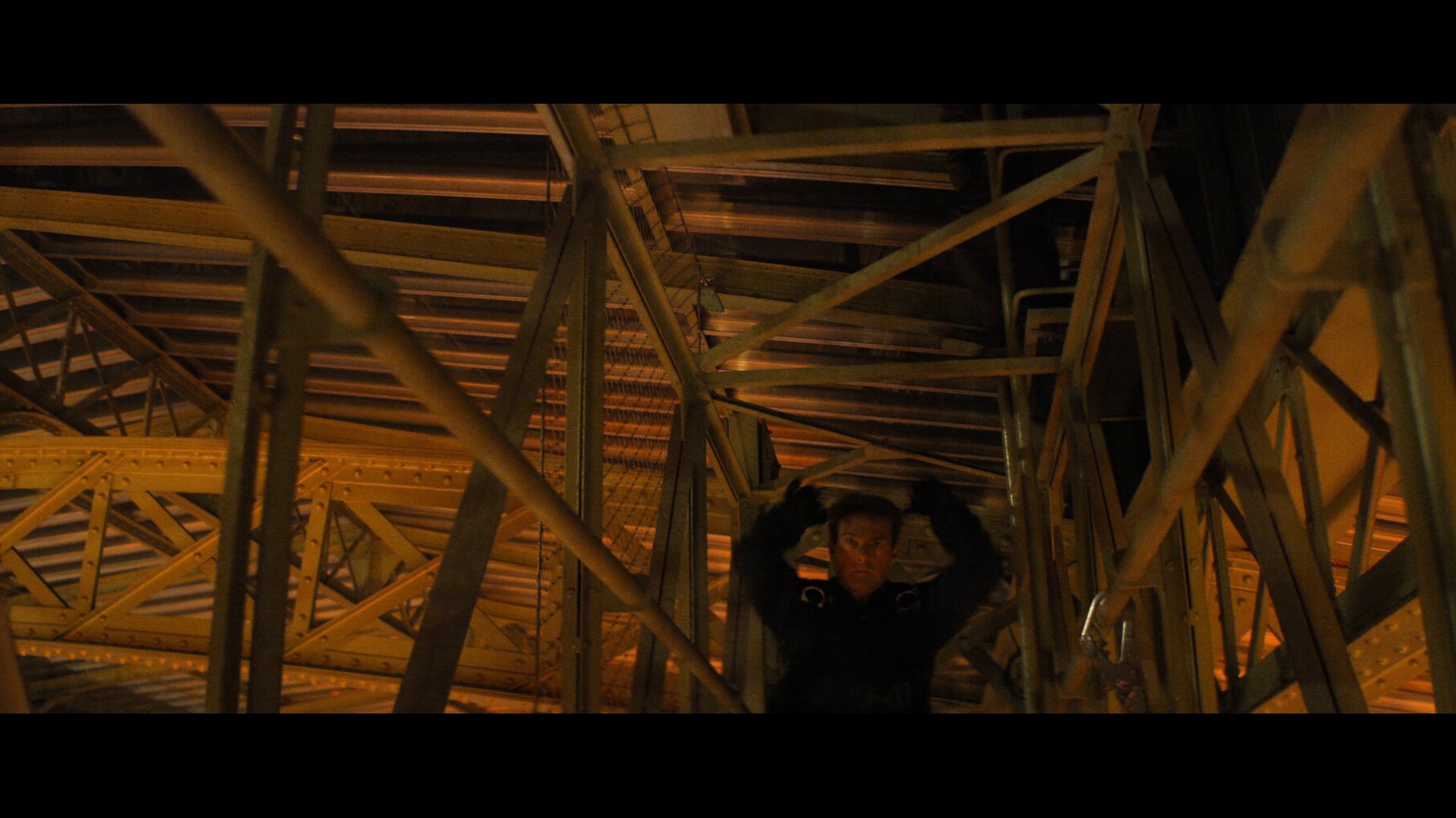 Mission Impossible Behind the Scenes on Twitter "36364/ Two quick