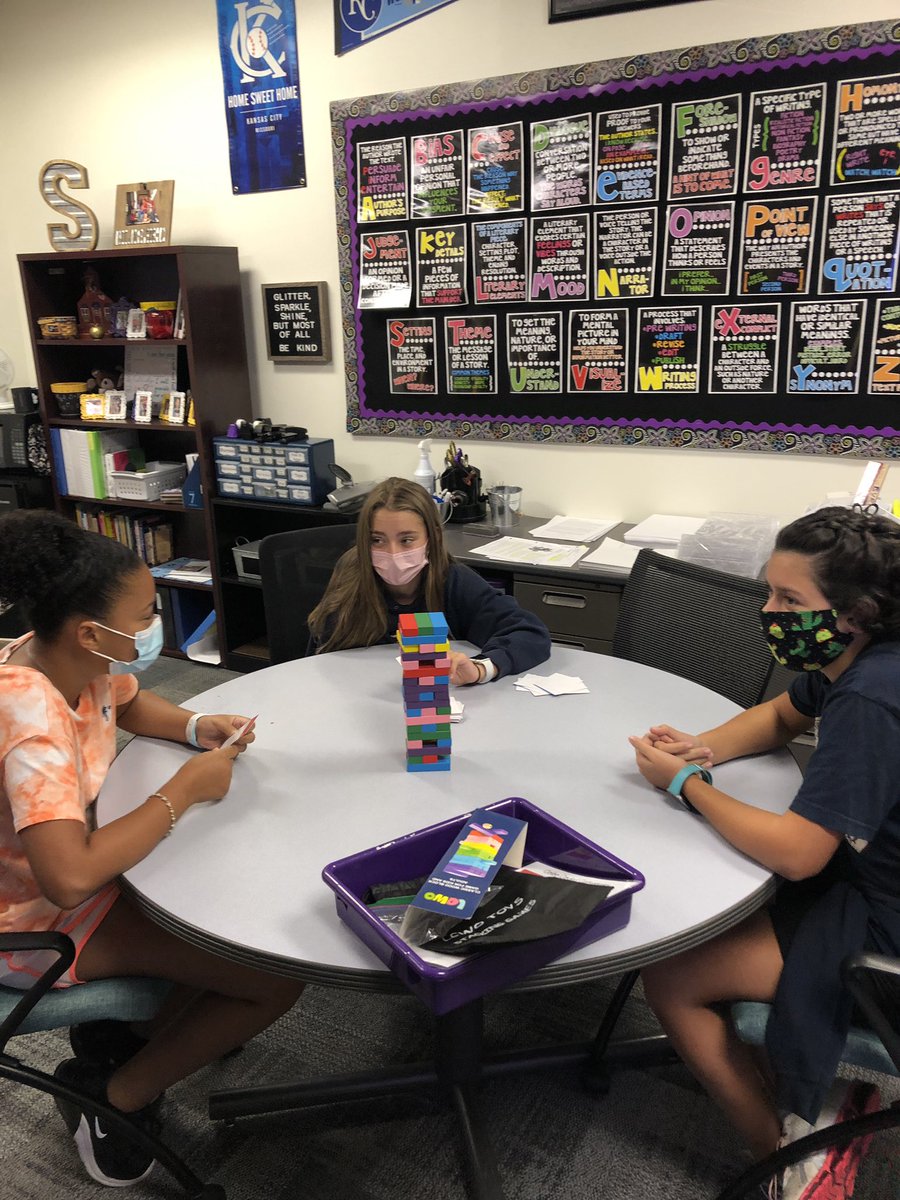MrsOlsonOTMS's tweet photo. Let’s give a FriYAY to my hardworking Literacy classes who have spent 3 weeks, setting norms, genre stations, library lessons, podcast learning, ready  for Units of Study! Celebrated with flashlight 🔦 reading from @ClearwaterLMC #favoritelibrarymemory  #otlitsquad https://t.co/J4Q3T3yYto