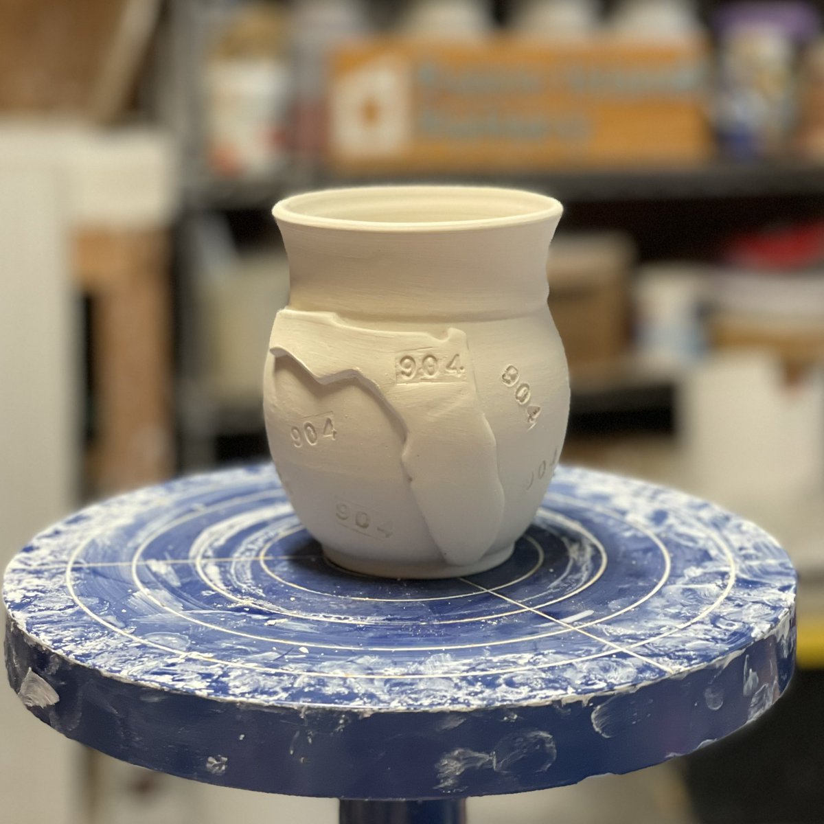 jaxbeachteach's tweet photo. @TheJaxsonMag Pablo Island Pottery is working on 904 mugs! https://t.co/2jgNCxm6gw