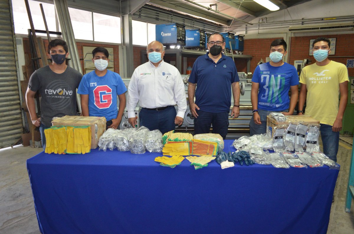 tecdemonclova's tweet photo. Hoy recibimos la visita de la empresa Wittur México, de tal forma que tuvo a bien una donación de más de 300 guantes anti corte y de carnaza para la seguridad y protección en las prácticas de soldadura en los Laboratorios de Ingeniería Tecnológica. https://t.co/XaGL5yY8kQ