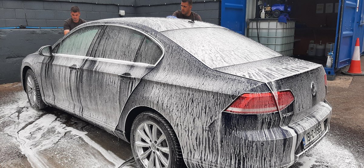 coffeecronin's tweet image. I got my car washed today in ReviveMe in The Marina Commercial Park. It's a great new business set up by @Timmy81Long from @2NorriesPodcast and his lovely wife, Nicole. The great thing is, all the lads working there are in recovery. They deserve all the support they can get