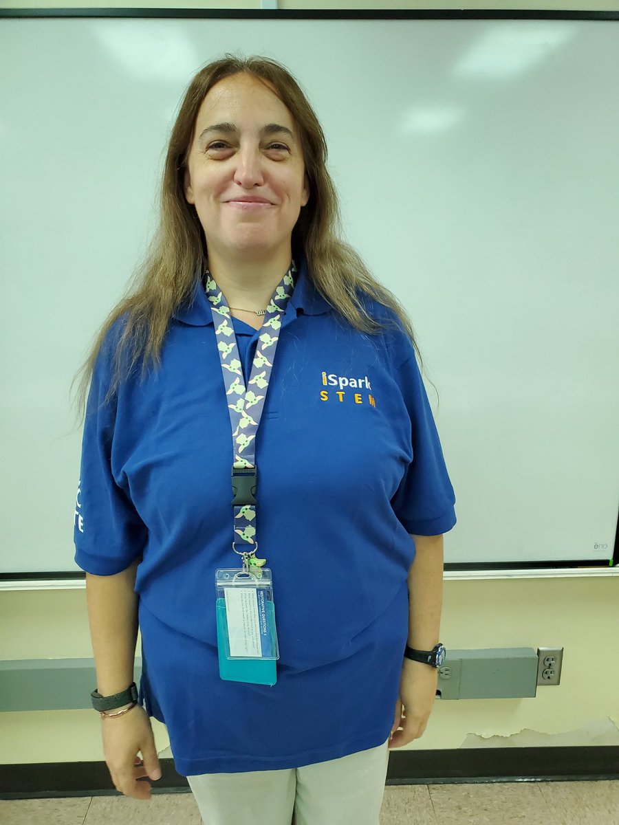 ⁦<a href="/KCPS_Banneker/">KCPS Banneker</a>⁩ TOY sporting her ⁦<a href="/isparkstem/">KCPS_iSparkSTEM</a>⁩ swag. ⁦<a href="/PLTWorg/">Project Lead The Way</a>⁩ smile for all the fun learning in her classroom ⁦<a href="/kcpublicschools/">KCPS</a>⁩ #STEM