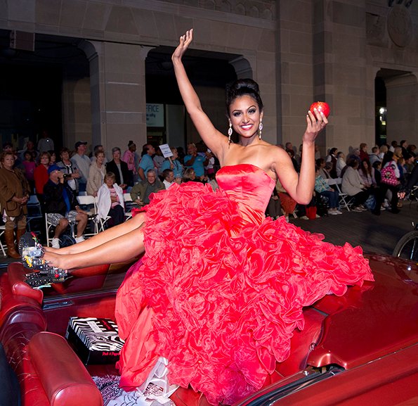 MissAmerica's tweet photo. Tune in to watch Miss America hopefuls from every state in the country plus Washington, D.C., as well as Forever Miss Americas show us their shoes! Click the link below to watch the iconic "Show Us Your Shoes" parade LIVE on Monday, Sept.  6th at 10AM ET! https://t.co/QhuRzn2DS9 https://t.co/wyFLotTqLL