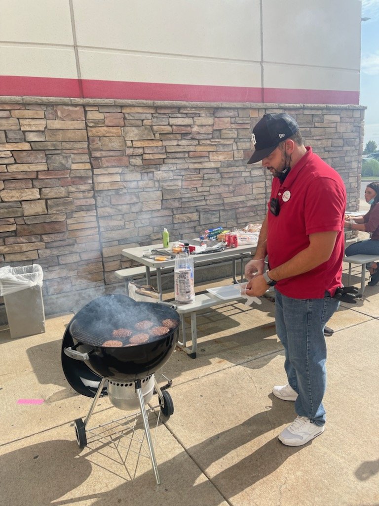 Showing some appreciation for our team on #TheHill today! Hosted by the one and only Scott McCauley! Biggest thanks to our team who works hard day after day to bring the greatest G.U.E.S.T. experience to T-2033! ❤️🎯 <a href="/TheRealKO3/">Kiel Ethridge</a> <a href="/aleahmarie19/">Aleah Jacinto</a>