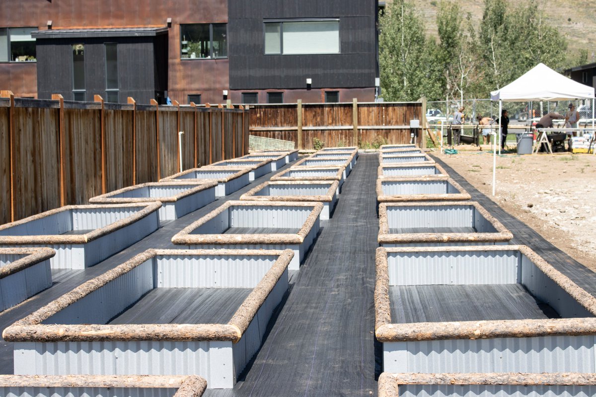 Teton Habitat's gettin' dirty! On September 11th we are getting truckloads of dirt that need to be placed in Jackson's newest community garden. Won't help out? 
Sign up at tetonhabitat.org! 

#giveback #gardening #greenthumb #jacksonhole #slowfood #communitygarden