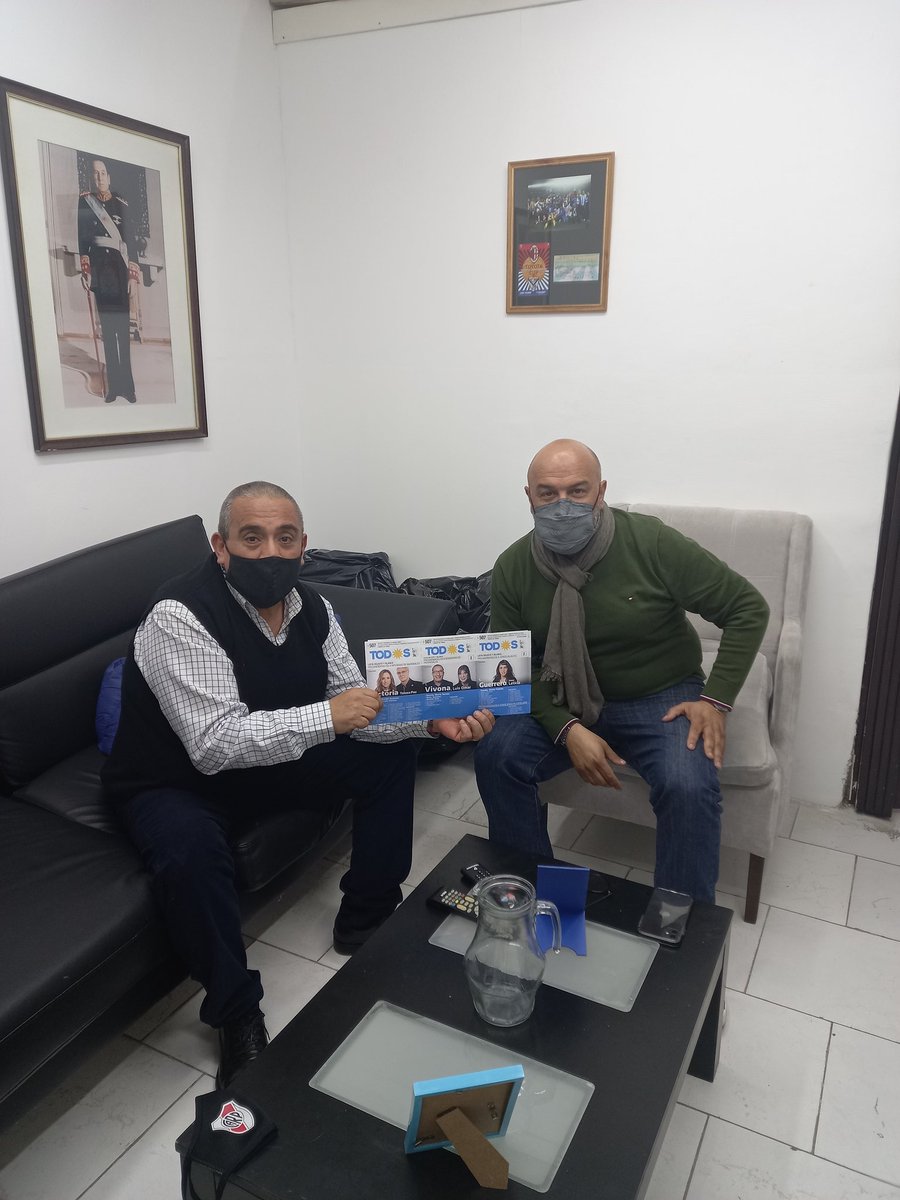MiguelDF63's tweet photo. Junto al cro.@barquerogaby intercambiando ideas por una Argentina justa, libre y soberana. https://t.co/KCUHuAx9oF