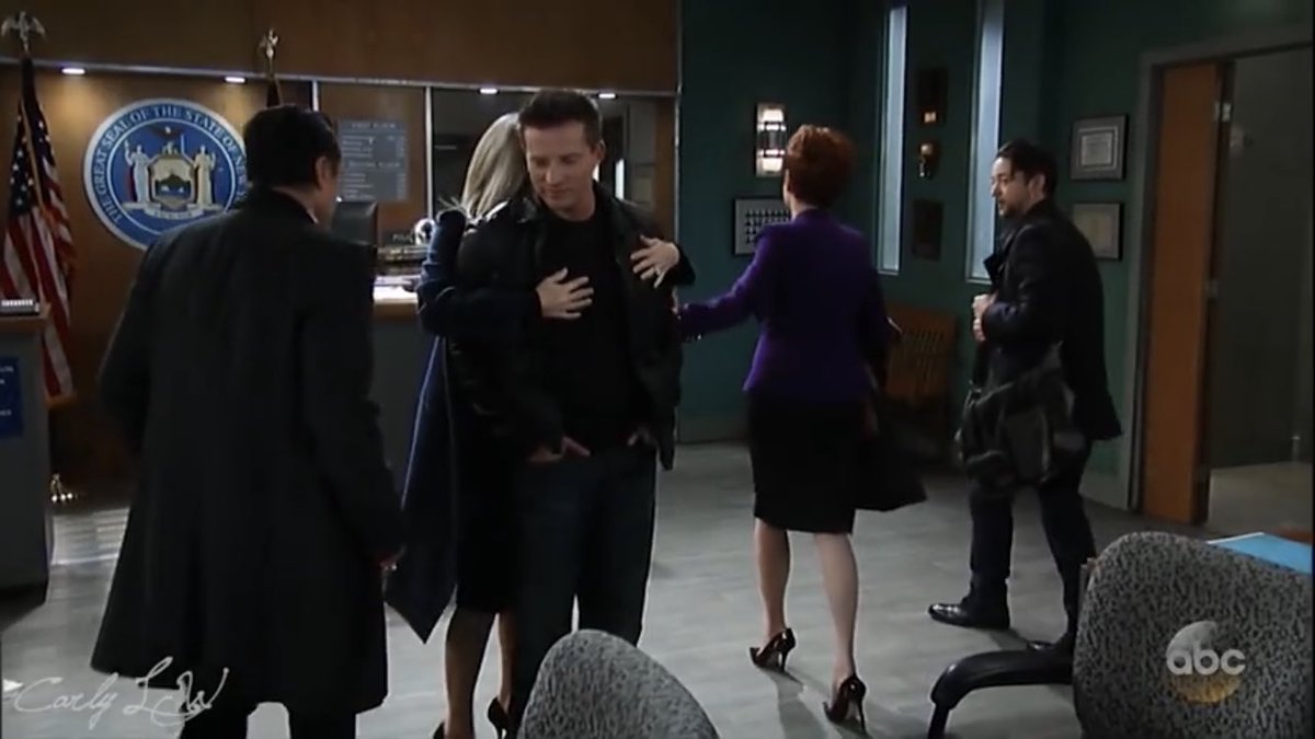 dare2dream03's tweet photo. “We can wait with you.” She didn’t want to leave him 🥺🥺💖💖💖 #jarly #welcomebackjason #carlybabesYT #2017return https://t.co/a2BdTiDYCK