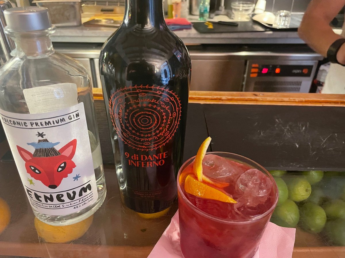 Pregame negroni witj 9 di Dante Inferno vermouth and Etneum Volcanic Premium Gin. We ain’t in Kansas anymore! (@ Buco Small Bar&amp;Bistro' Ortigia in Ortigia, Sicily) swarmapp.com/c/7fZPk6CtCCi