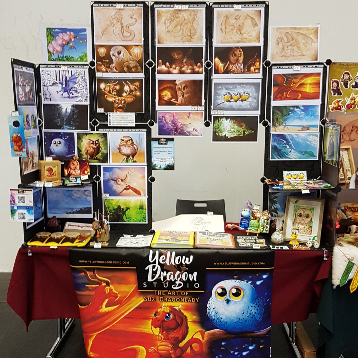 Visit me at my artist table at <a href="/NerdTown_eSport/">Nerd Town e-Sport</a> NerdTown Convention on Saturday and on Sunday 😁 at Messe Wels, Austria. 
#artistalley #artisttable #artist #ArtistOnTwitter  #nerdtown_esport #nerdtownconvention #austriacomiccon