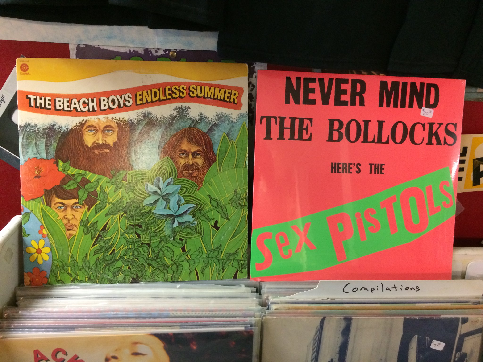 Happy Birthday to Al Jardine of the Beach Boys & Steve Jones of the Sex Pistols 