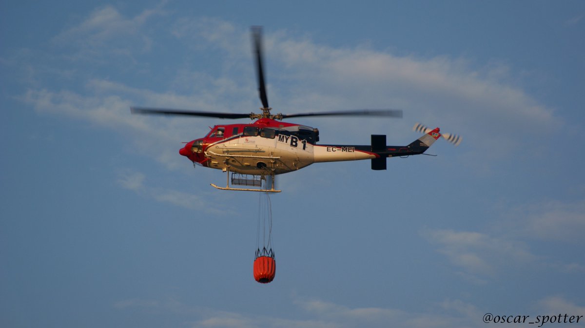 oscar_spotter's tweet image. Hace justo una semana veíamos en el #ifmasa al Bell 412 (EC-MEI) de la @elifbravo1mdp ( 🚁 Bravo 1 ) colaborando en las labores de extinción del incendio, que llegó a alcanzar el nivel 2.
#losdeamarillo #BRIF #IIFF #BBFF #PlanINFOCAL